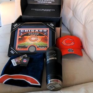 Fanchest NFL, Bears box - NWT
